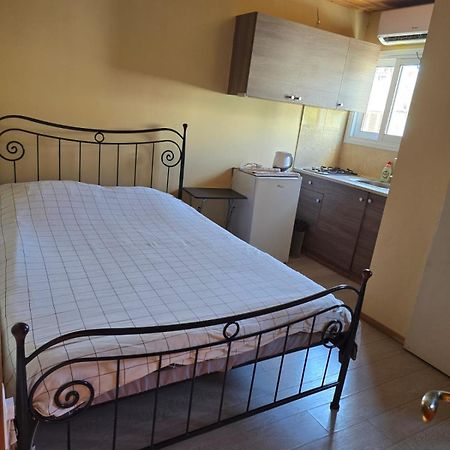 City Center Holiday room Limasol Buitenkant foto